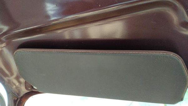 73-91 Gmc Sierra C3500 Driver Left Sun Visor Oem — photo 2