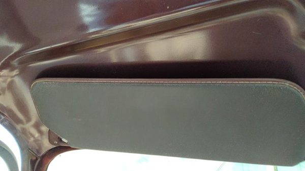 73-91 Gmc Sierra C3500 Driver Left Sun Visor Oem — photo 3