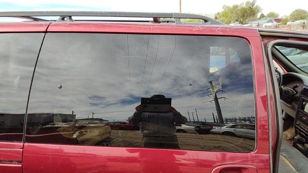 1997-2004 Chevy Venture Passenger Right Rear Side Window Door Glass Oem Back — photo 2