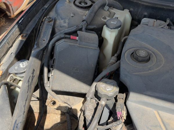 08-11 Chevy Impala Engine Fuse Box Power Distribution Panel Oem 3.9L Fog Lamps — photo 4
