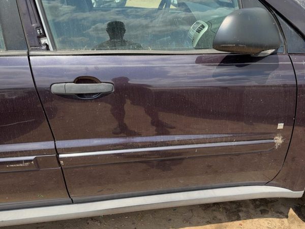2006 Chevrolet Equinox Front Door RH Black Amethyst 71U — photo 3