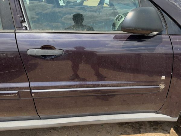 2006 Chevrolet Equinox Front Door RH Black Amethyst 71U — photo 4
