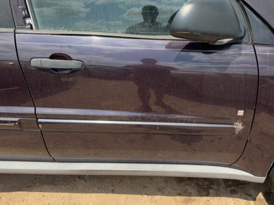 2006 Chevrolet Equinox Front Door RH Black Amethyst 71U