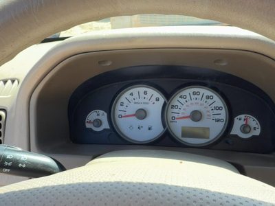 05-07 Ford Escape Trim Bezel Around Speedometer Oem Dash Surround Panel Tan Ah