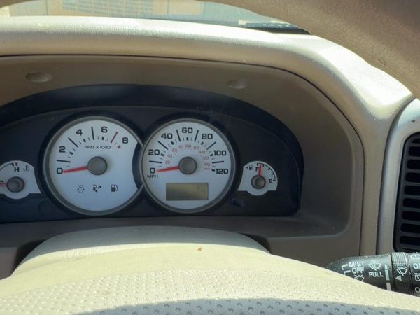 05-07 Ford Escape Trim Bezel Around Speedometer Oem Dash Surround Panel Tan Ah — photo 2