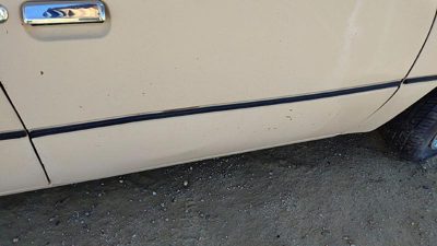 1984-1986 Ford Tempo Passenger Right Front Moulding From Door Oem Trim Strip