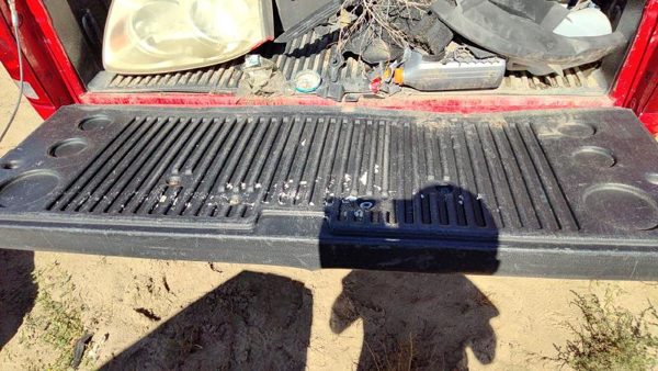 2005 Dodge Ram 1500 Trunk/decklid/hatch/tailgate Red PR4 — photo 6
