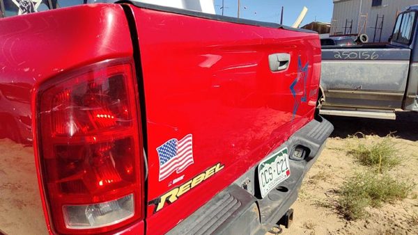 2005 Dodge Ram 1500 Trunk/decklid/hatch/tailgate Red PR4 — photo 5