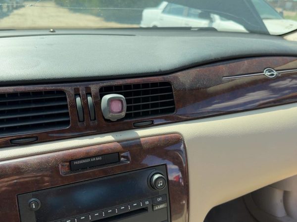 2006-2016 Chevy Impala Passenger Dash Trim Bezel Oem 15869586 — photo 6