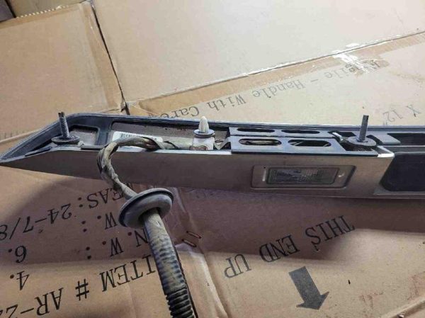 2010-2017 Chevy Equinox Chrome Trim Piece With Rear View Back Up Camera Oem — photo 6