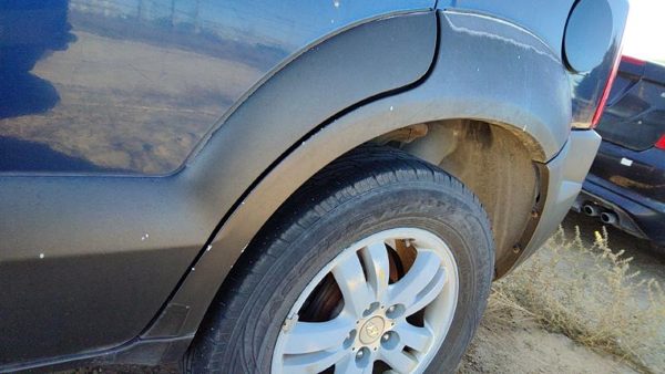 2006 Hyundai Tucson Fender Flare Driver Left Rear Wheel Moulding OEM Back LH — photo 4