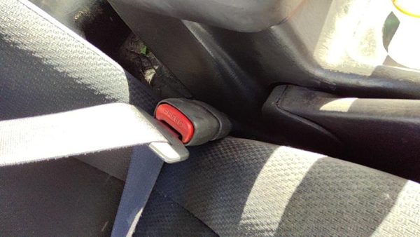 00-04 Grand Cherokee Passenger Right Front Seat Belt Buckle Receiver Gray Dv — photo 4