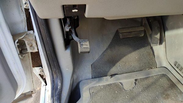05-09 Chevy Uplander Parking Brake Pedal Assembly Oem Complete Emergency Unit — photo 3