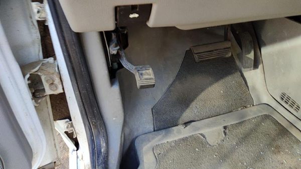 05-09 Chevy Uplander Parking Brake Pedal Assembly Oem Complete Emergency Unit — photo 2