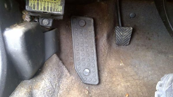 89-93 Mitsubishi Galant Vr-4 Floor Foot Rest Pad Oem Step Trim Black — photo 3