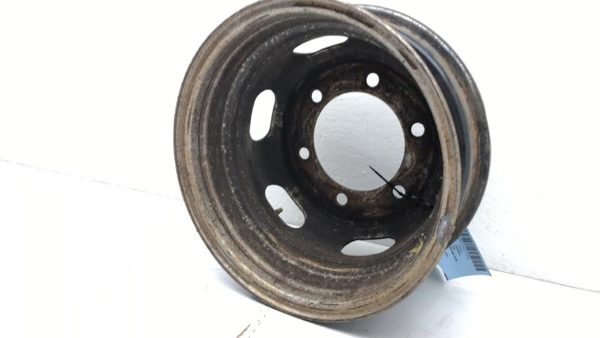 2002-2006 Sprinter Van 3500 15" X 5.50'' -- 6.25'' Pilot Hole Factory Dually Rim — photo 9