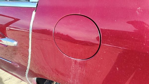 2006-2011 Buick Lucerne Fuel Tank Door With Hinge Gas Lid Oem Filler Crimson 86U — photo 1