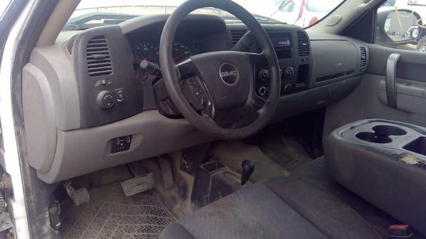 2012 GMC Sierra 1500 — vehicle photo 3