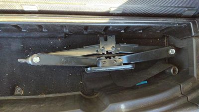 2011-2015 Kia Sorento Jack Tool Kit Set Assembly Spare Oem 91102P000