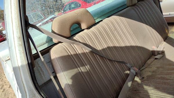 1994 Chevy Silverado 1500 Passenger Right Front Seat Belt Retractor Shoulder Tan — photo 2