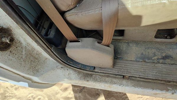 1994 Chevy Silverado 1500 Passenger Right Front Seat Belt Retractor Shoulder Tan — photo 6
