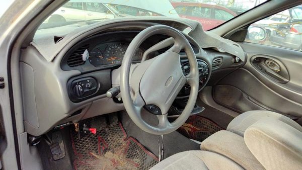 1997 Ford Taurus — vehicle photo 3