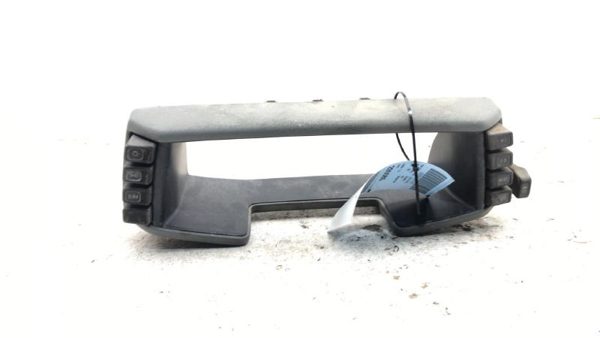 1991-1995 Isuzu Rodeo Trim Bezel Around Speedometer Oem Dash Surround Panel — photo 1