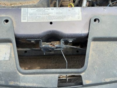 2005-2010 Chevy Cobalt Hood Latch Assembly With Bracket Oem 15934804