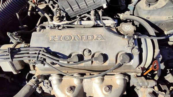 1996-2000 Honda Civic Valve Cover Oem Coupe 1.6L 12310P2a000 — photo 2