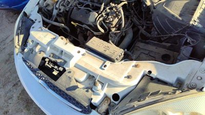 2000 Ford Taurus Header Panel 1F1Z8A284AA