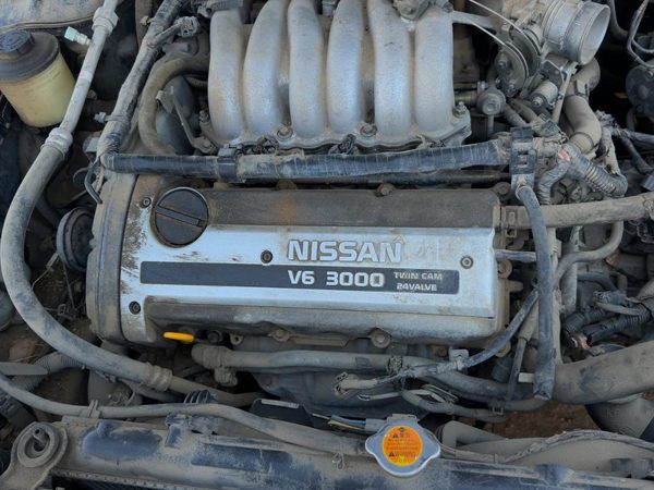 1995-2001 Nissan Maxima Driver Left Cylinder Head Assembly Oem 3.0L Dohc — photo 1