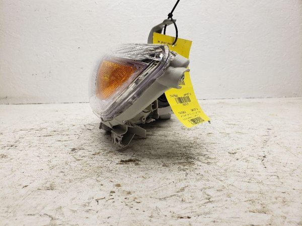 2010-2011 Toyota Camry Driver Left Head Light Front Lamp 8115006500 — photo 2