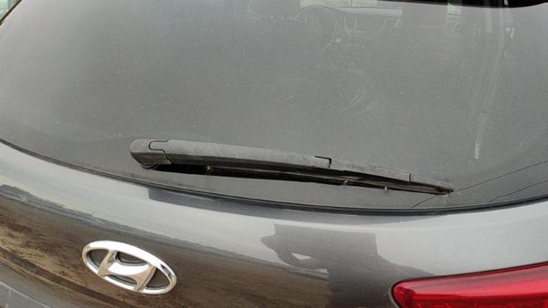 2016-20 Hyundai Tucson Back Glass Wiper Arm Oem Rear Window Blade Liftgate Hatch — photo 1