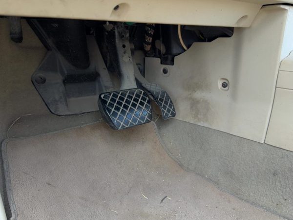 2006-2010 Vw Beetle Convertible Gas Pedal Assembly Oem Accelerator 2.5L — photo 3