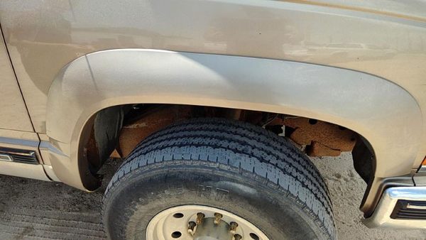 95-00 Silverado 2500 Passenger Right Front Wheel Flare Moulding Fender Gold 55U — photo 5