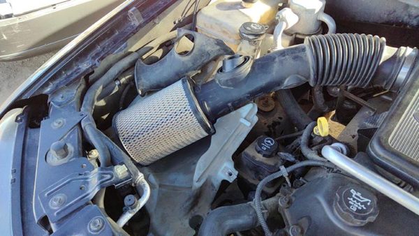 02-09 Chevy Trail Blazer Windshield Washer Fluid Reservoir With Pump Wiper Tank — photo 2