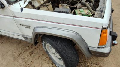1984-1996 Jeep Cherokee Passenger Right Front Fender Oem White 55235227