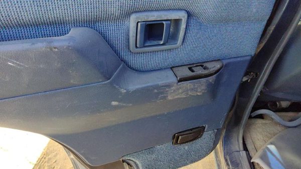 95 Nissan Pathfinder Driver Left Rear Inside Door Trim Panel Only Oem Back Blue — photo 6