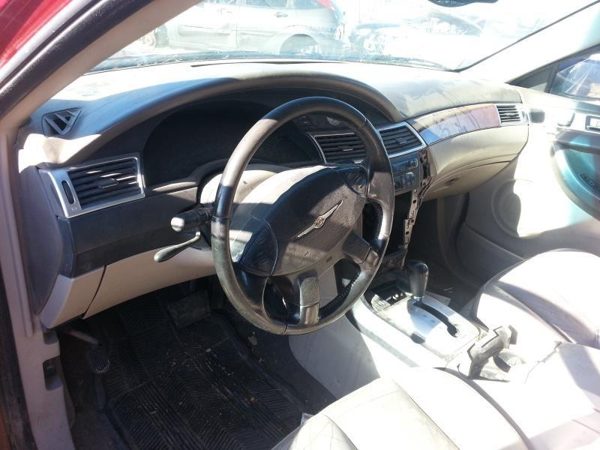 2004 Chrysler Pacifica — vehicle photo 7