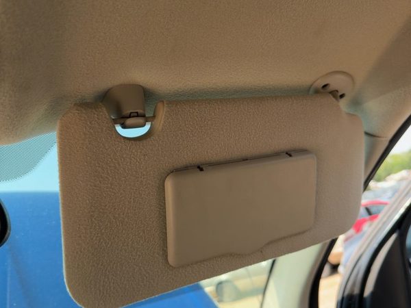 2002-2007 Saturn Vue Redline Passenger Right Sun Visor Oem Gray 17D 10374819 — photo 4