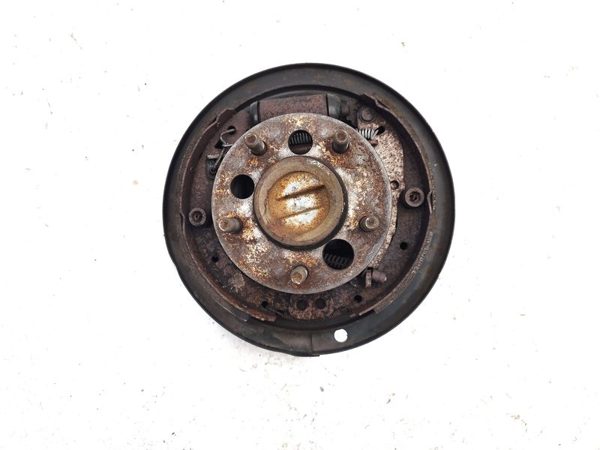 1986-1999 Olds 88 Passenger Right Rear Knuckle Assembly Stub Axle With Hub Oem — photo 1