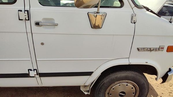 1995 GMC Van Front Door RH White — photo 2