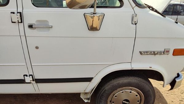 1995 GMC Van Front Door RH White — photo 3