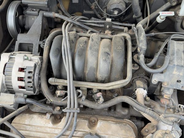 93-94 Olds Eighty Eight Complete Fuel Rail With Injectors Set Loaded Oem 3.8L — photo 2