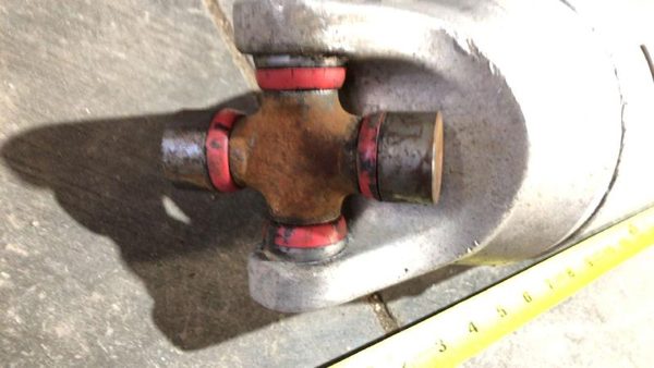 1999-2004 Gmc Sierra 2500 Rear Drive Shaft Oem Back Driveline 6.0L 4X4 15734902 — photo 5