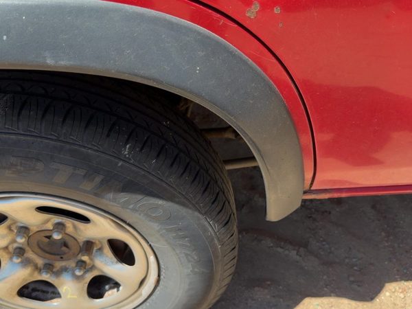 90-95 Nissan Pathfinder Passenger Right Rear Wheel Flare Moulding OEM Back — photo 8