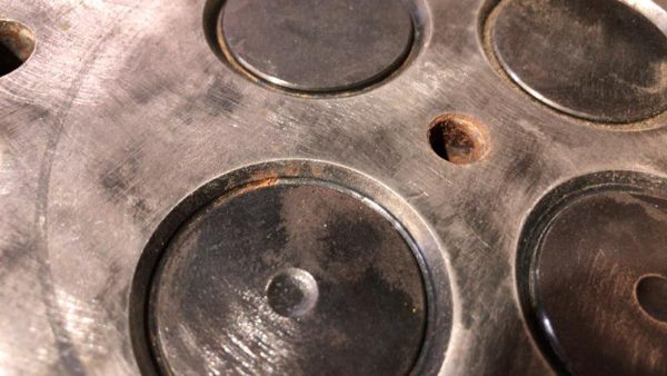 2002 Dpu25 Cylinder Head Possible Buildable Small Crack — photo 8