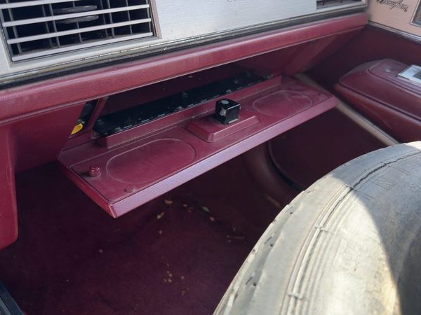 1986-1988 Olds 88 Glove Box Assembly Complete Door With Latch Oem — photo 3