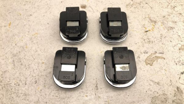2004-2023 Bmw X3 Trunk Cargo Tie Down Hook Set Oem 3400537 — photo 4