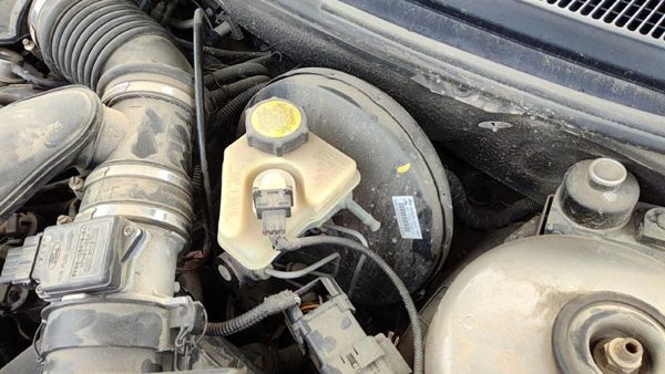 1997-2000 Ford Contour Power Brake Booster With Master Cylinder Pair Set Oem — photo 1